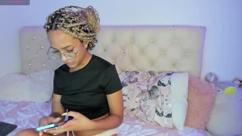 Queen Ebony online show from February 28, 2:51 pm