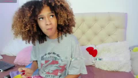 Queen Ebony online show from April 18, 7:58 pm