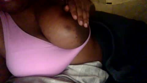 Snapshot of ebonygoddessexy chatting on November 6, 7:42 am ebonygoddessexy online show from November 6, 7:42 am