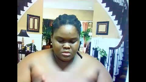 ebonyhotbuns4u2luv online show from March 4, 8:57 am
