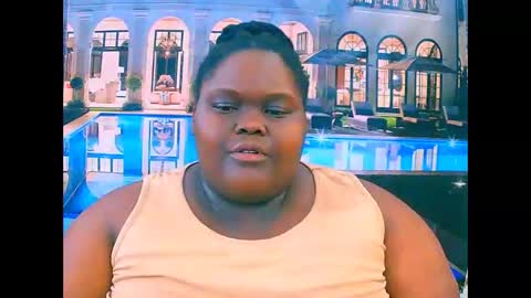 ebonyhotbuns4u2luv online show from December 3, 8:00 am