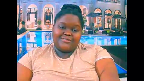 ebonyhotbuns4u2luv online show from December 18, 6:58 pm