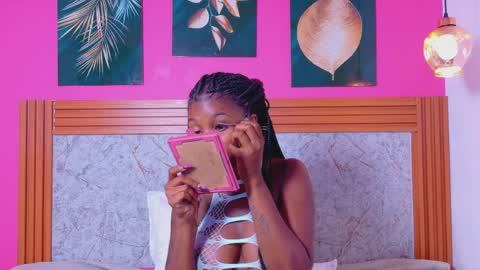 ebonyndsavage online show from April 8, 8:42 pm