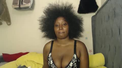 ebonyshiks online show from February 26, 7:51 am