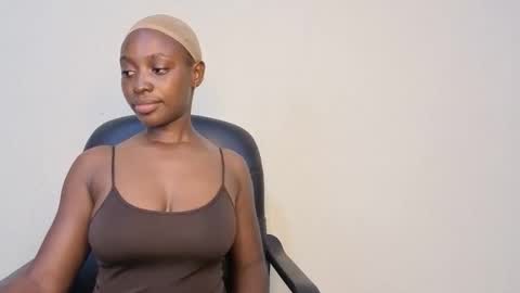 Snapshot of ebonyx_pumpkin22 chatting on October 11, 9:02 pm Nancy online show from October 11, 9:02 pm