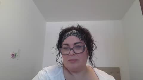 echo_dust online show from April 14, 8:31 am