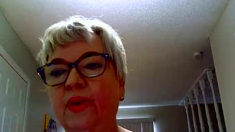 Snapshot of eclecticblue chatting on December 14, 3:50 pm eclecticblue online show from December 14, 3:50 pm