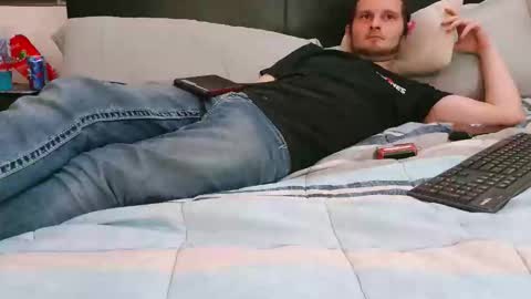 Snapshot of eclipticice94 chatting on February 13, 3:24 am eclipticice94 online show from February 13, 3:24 am