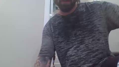 Snapshot of ecproductions14315609 chatting on November 9, 6:33 am Rock Indigo online show from November 9, 6:33 am