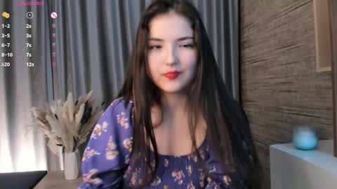 Snapshot of edabayse chatting on February 10, 5:09 pm Viola online show from February 10, 5:09 pm