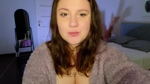      online show from September 27, 7:08 pm