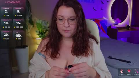      online show from November 1, 9:17 pm