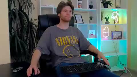 Snapshot of eddie_baker chatting on July 19, 1:31 am eddie_baker online show from July 19, 1:31 am