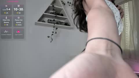 Snapshot of eden_heaven chatting on October 8, 7:06 am Eden Heaven online show from October 8, 7:06 am