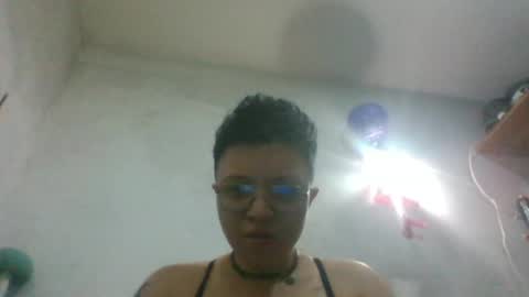 eden_jupiters online show from April 10, 5:01 am