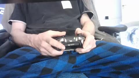 Snapshot of edged_biker chatting on February 17, 2:48 pm edged biker online show from February 17, 2:48 pm