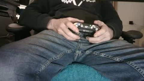 edged biker online show from March 6, 10:17 pm