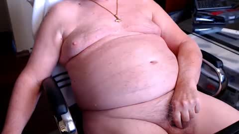 Snapshot of edginginedmonton chatting on February 9, 7:30 pm edginginedmonton online show from February 9, 7:30 pm