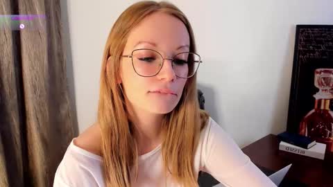 Snapshot of edlin_gail chatting on October 29, 4:09 pm Edlin Gali online show from October 29, 4:09 pm