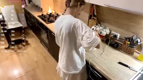 Snapshot of edlinhazleton chatting on October 28, 7:16 pm Dana online show from October 28, 7:16 pm