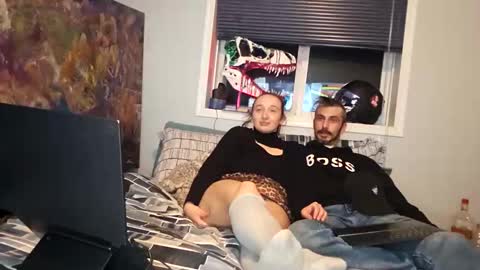 edmonton1985780 online show from March 26, 10:43 am