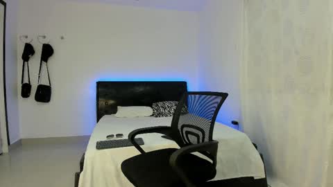 Snapshot of eduar_wild chatting on February 6, 3:11 am Eduar Wild online show from February 6, 3:11 am