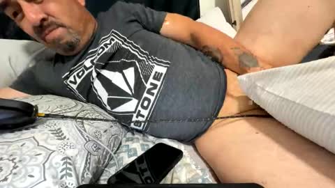 edvmendez1766 online show from March 31, 2:24 am