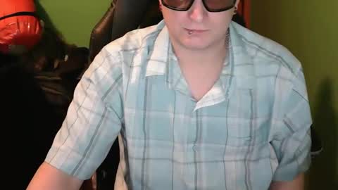 edwardaims_2please online show from March 25, 1:55 am