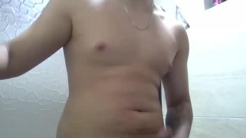 Snapshot of edwisalvatore chatting on December 6, 11:57 pm edwisalvatore online show from December 6, 11:57 pm