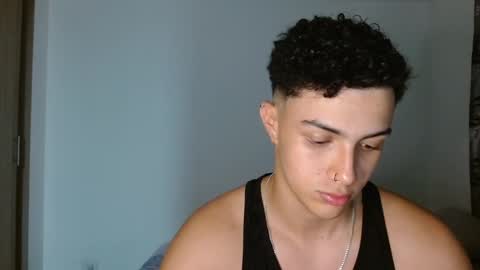 Snapshot of edwisalvatore chatting on January 11, 2:09 am edwisalvatore online show from January 11, 2:09 am