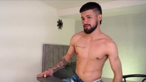 eevil_boys_77 online show from October 20, 11:21 am