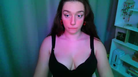 effie_balconii online show from October 5, 1:42 pm