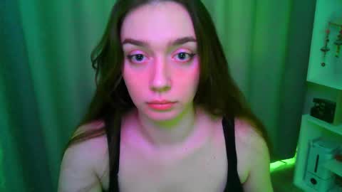 effie_balconii online show from March 12, 12:33 pm