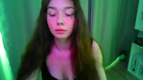 effie_balconii online show from April 16, 2:29 pm