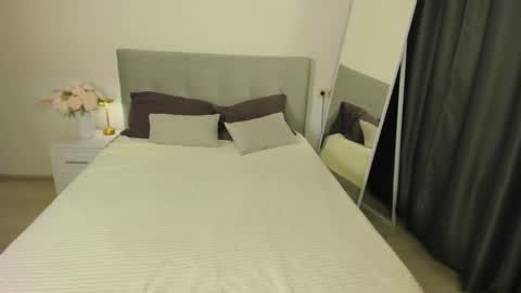 Effie Mur online show from December 1, 10:31 am