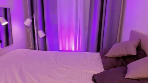 Effie Mur online show from February 5, 6:07 am