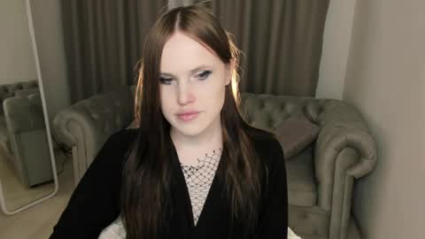 Effie Mur online show from April 16, 8:31 pm