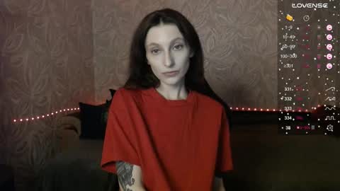 Snapshot of effy_gray chatting on December 15, 8:29 am Anna online show from December 15, 8:29 am