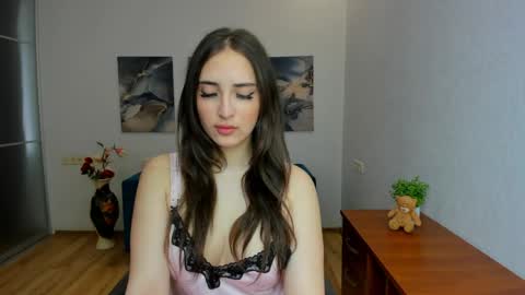 Effy Royse online show from May 31, 5:37 am