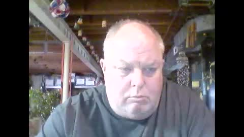 efriff online show from April 19, 9:39 pm