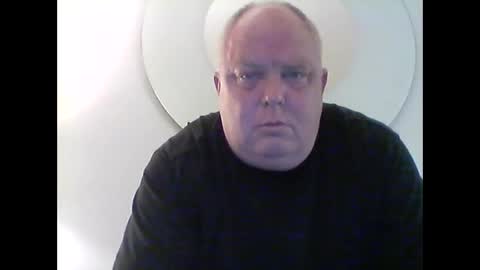 Snapshot of efriff chatting on May 21, 1:45 am efriff online show from May 21, 1:45 am