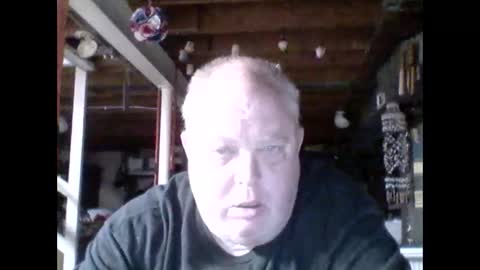 Snapshot of efriff chatting on May 26, 11:17 am efriff online show from May 26, 11:17 am
