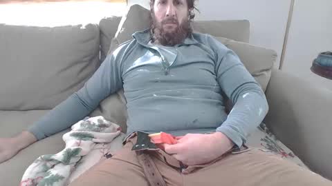 Snapshot of eggplantout chatting on February 12, 7:02 pm Eggplant Out online show from February 12, 7:02 pm