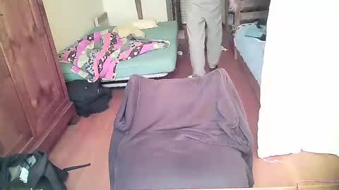 eheh60800 online show from December 5, 9:39 am