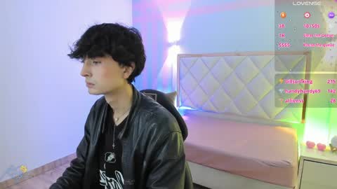 eidan_tay online show from April 13, 11:48 am