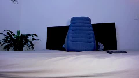 eiden_allenx1 online show from January 16, 1:04 pm