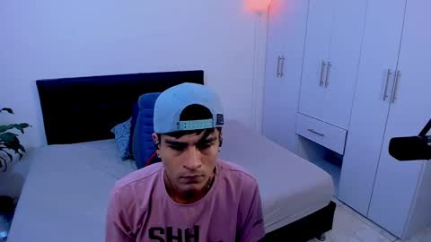 eiden_allenx1 online show from January 17, 1:56 pm