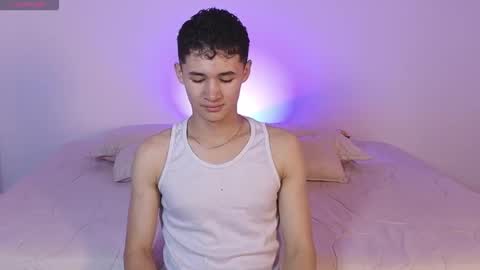 Snapshot of eiden_blake chatting on December 22, 11:46 pm Eiden Blake online show from December 22, 11:46 pm