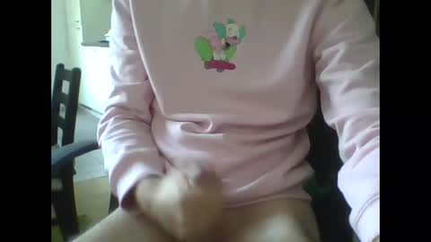 Snapshot of eighty20 chatting on October 16, 1:23 pm eighty20 online show from October 16, 1:23 pm