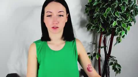 Snapshot of eileenmoores chatting on October 17, 12:08 pm eileenmoores online show from October 17, 12:08 pm